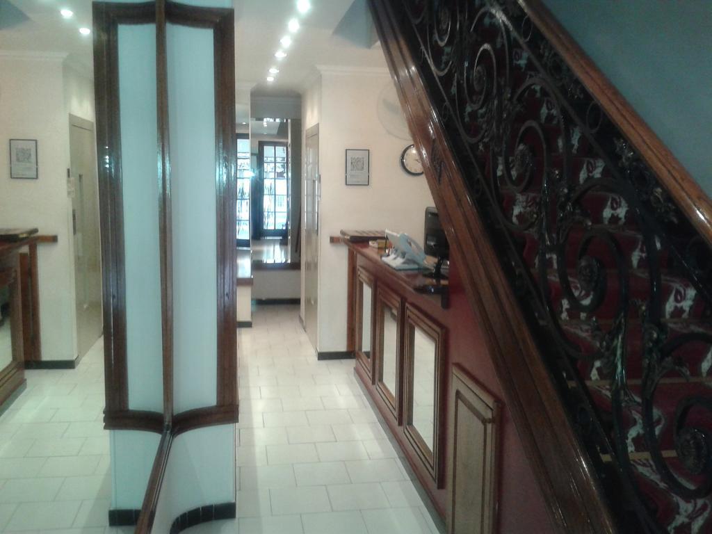 Mari Plaza Hotel Buenos Aires Exterior photo